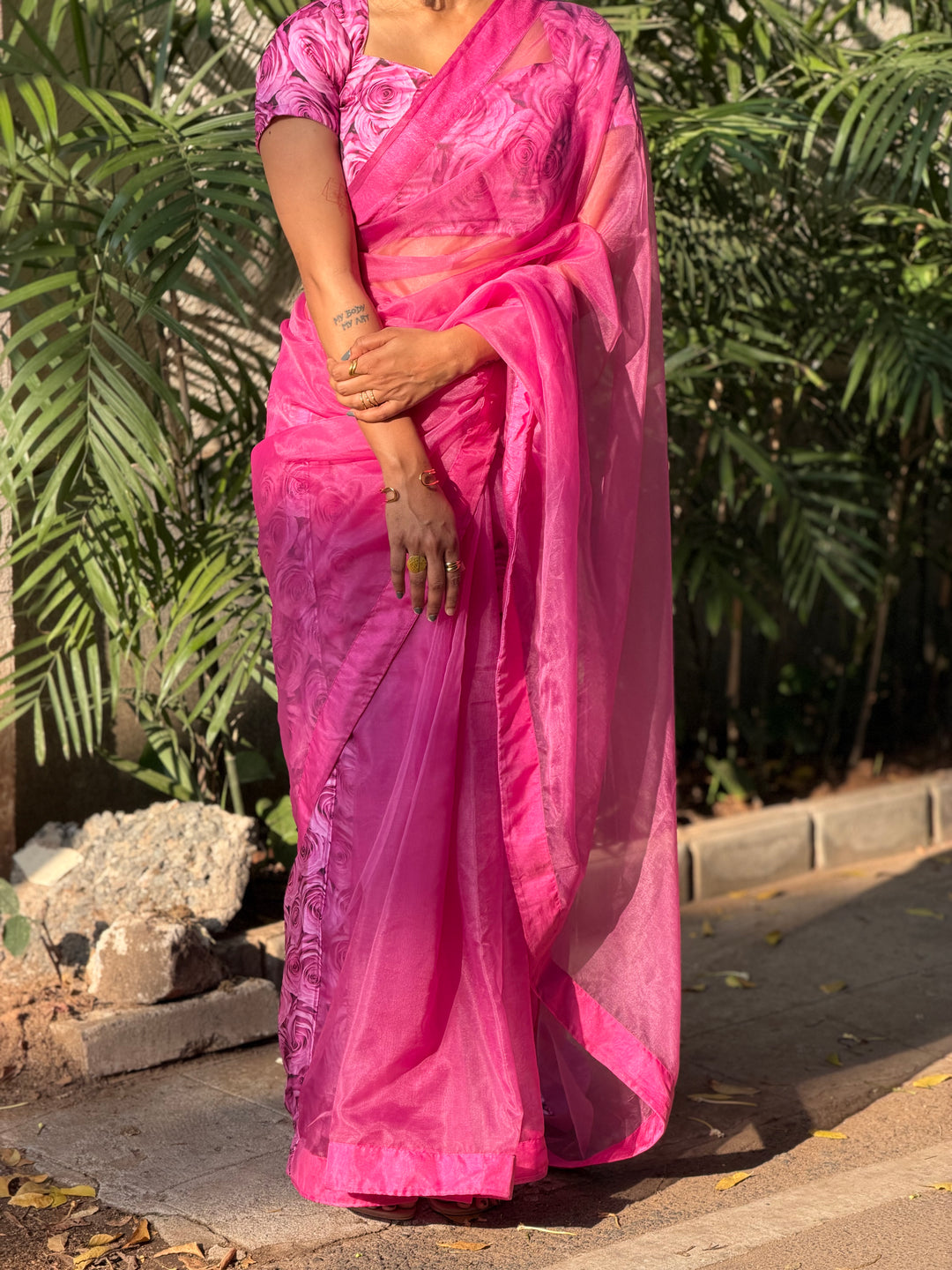 ZOYA ROSE WHISPER LUXE