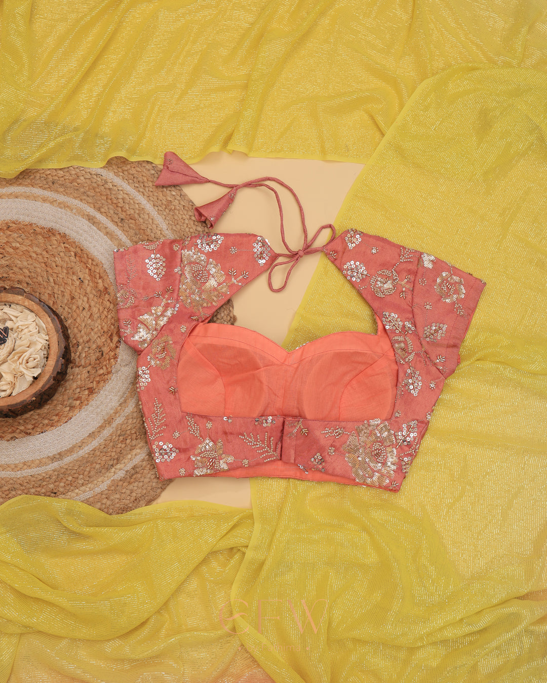 AARVI LUXE-LUXE EDIT