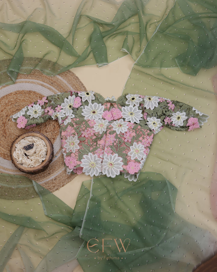 NAYRA-THE SCRATCH EDIT