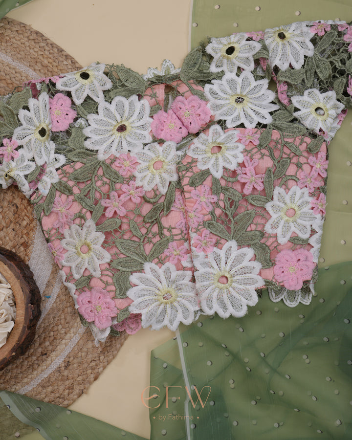 NAYRA-THE SCRATCH EDIT