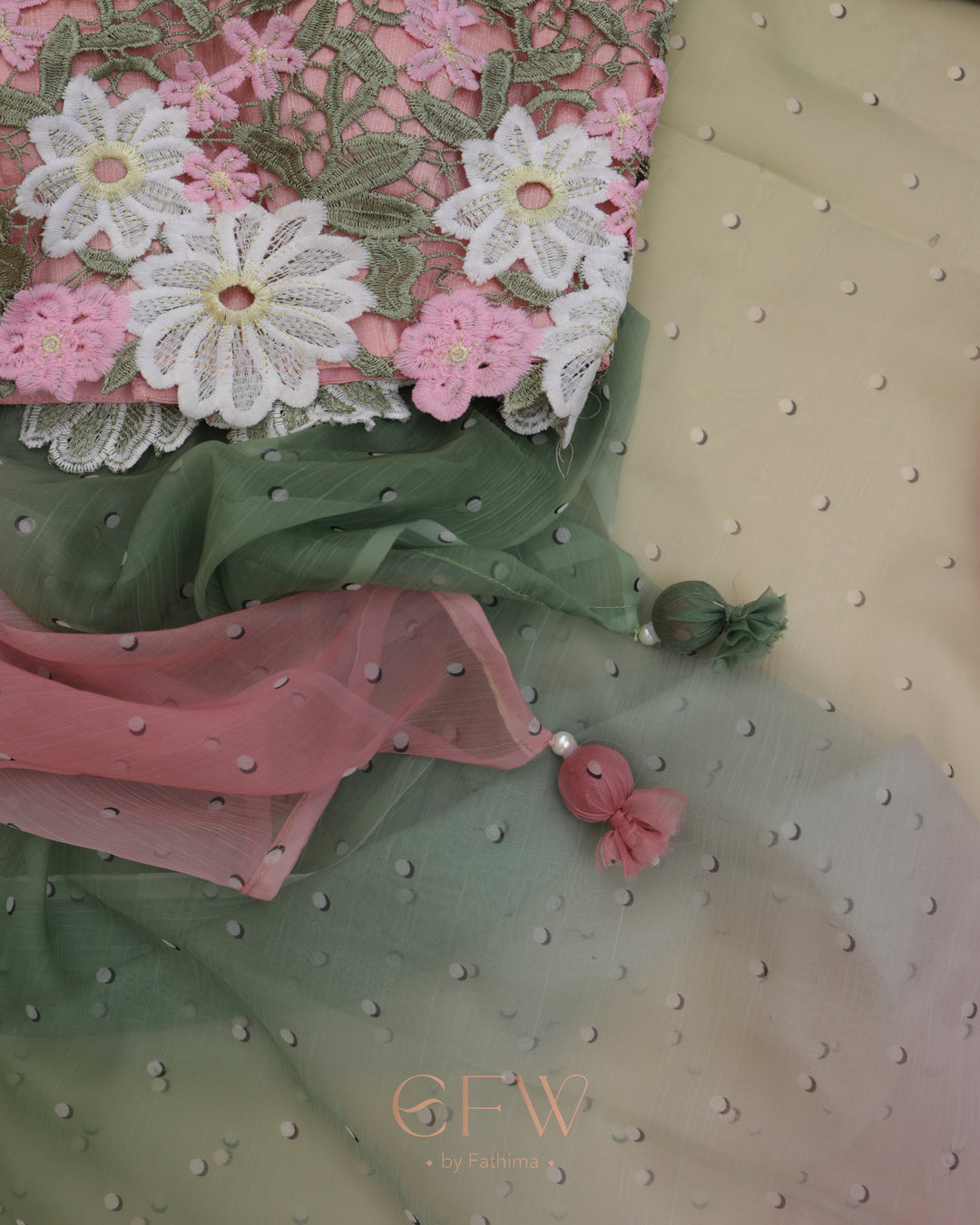 NAYRA-THE SCRATCH EDIT