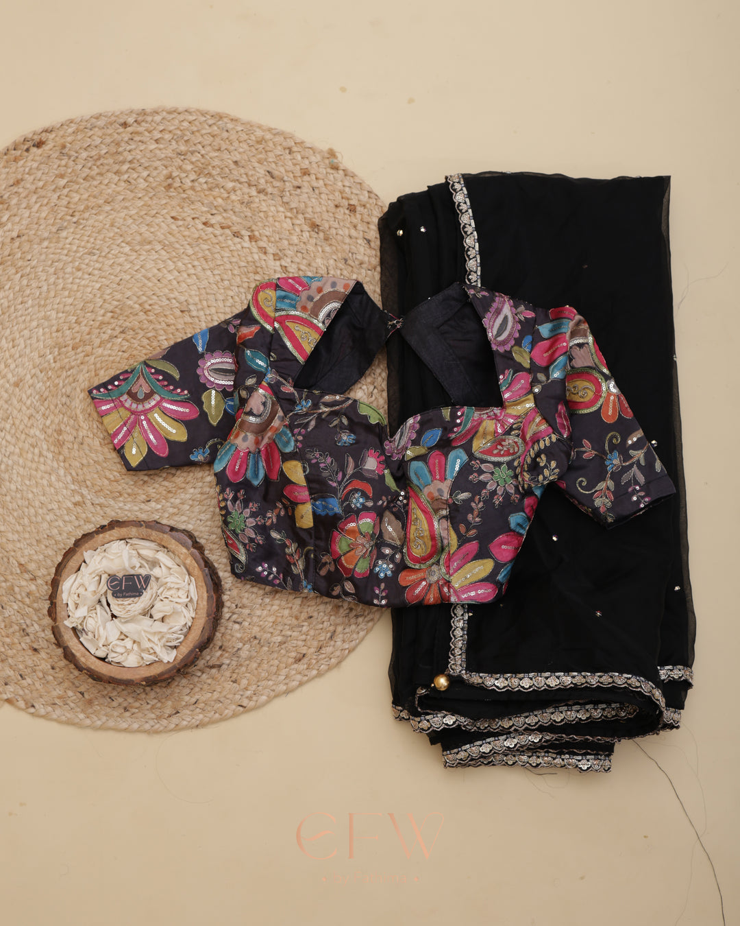 KAJAL RANGOLI - LUXE EDIT