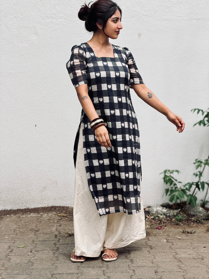 YOUR HEARTMATE KURTI