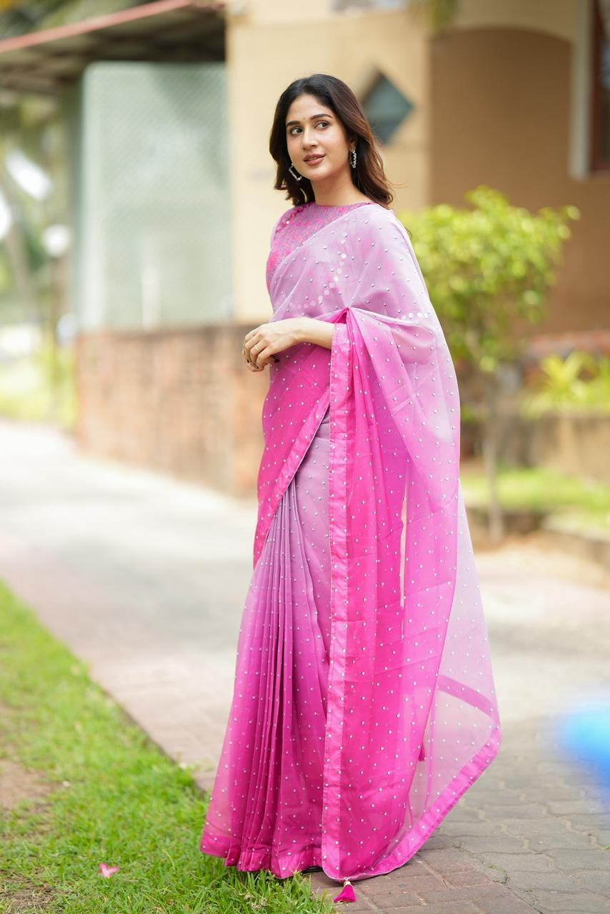 MIRA ROSELLE- BLOOM EDIT