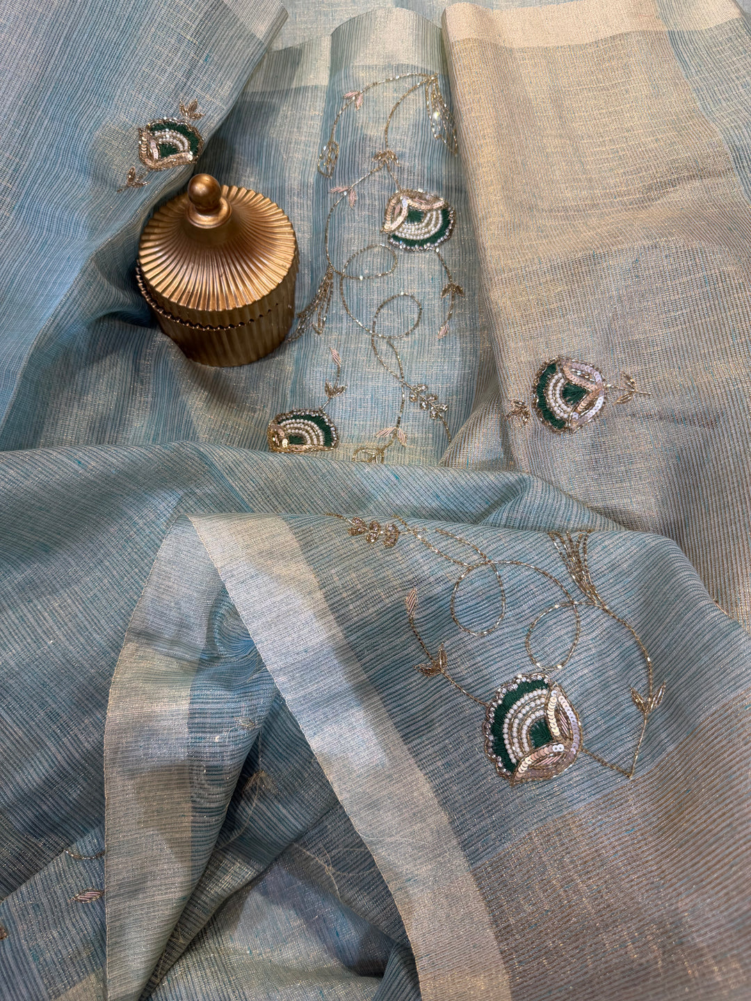 MATHIGA-TISSUE LINEN HANDWORK