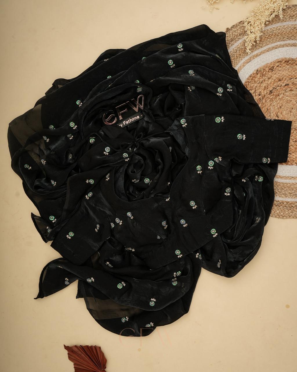 ZAHIRA-BLACK