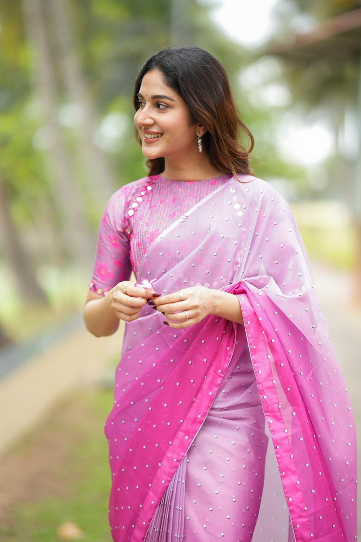 MIRA ROSELLE- BLOOM EDIT