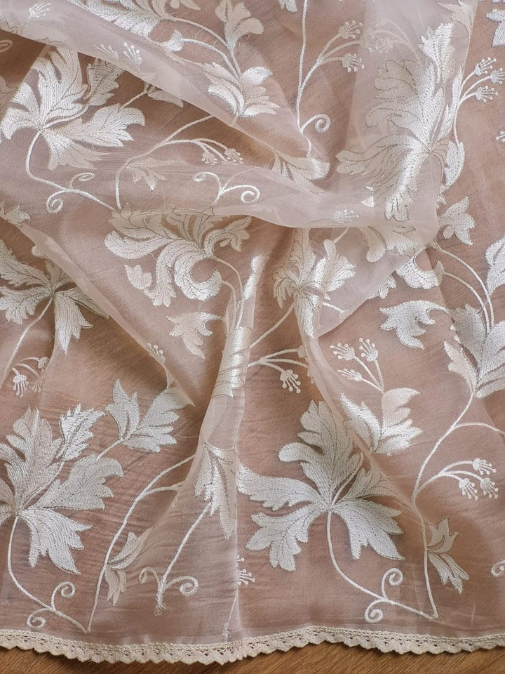 BENAZIR-IVORY embroidery detail