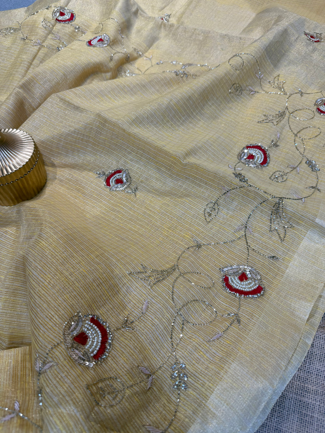 FAHIDA-TISSUE LINEN HANDWORK