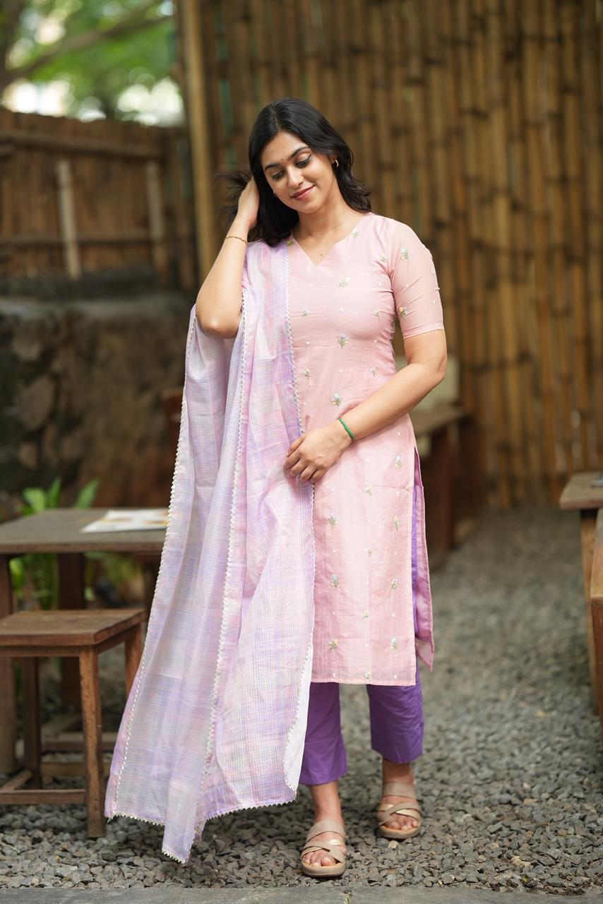 AVELINA BLUSH - KURTA ONLY