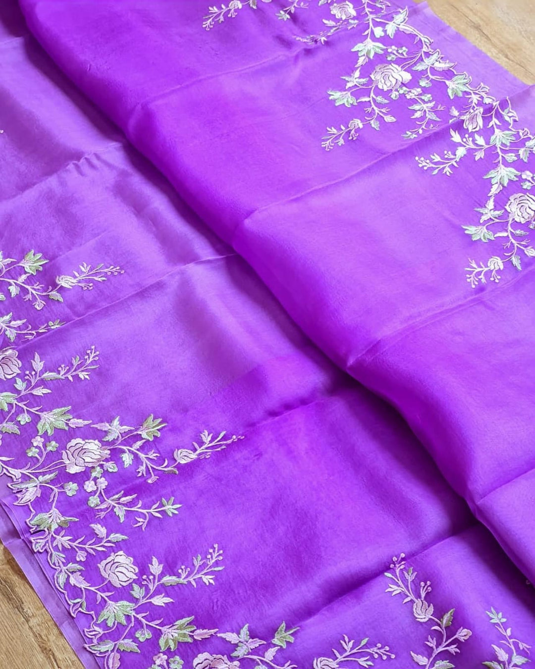 RUKHSAR-VIOLET organza scalloped embroidery saree