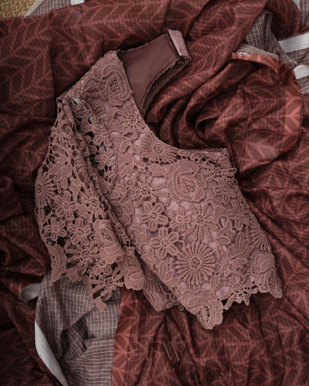 EARTHELLE-THE SCRATCH EDIT