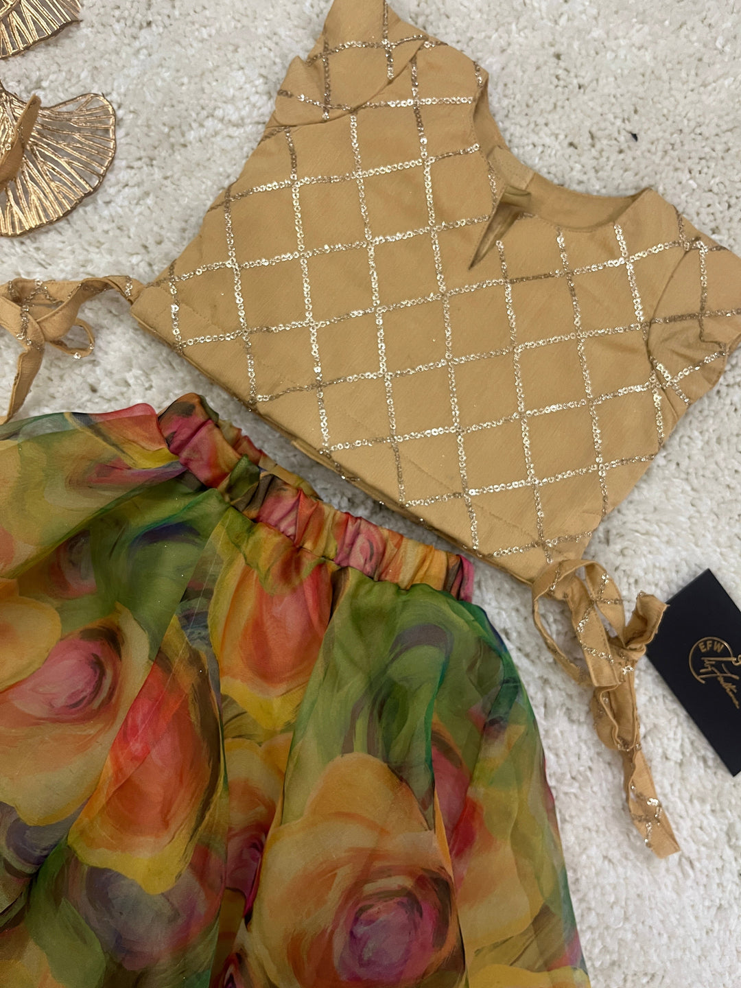 LIL -  Aaralyn Petal Whirl