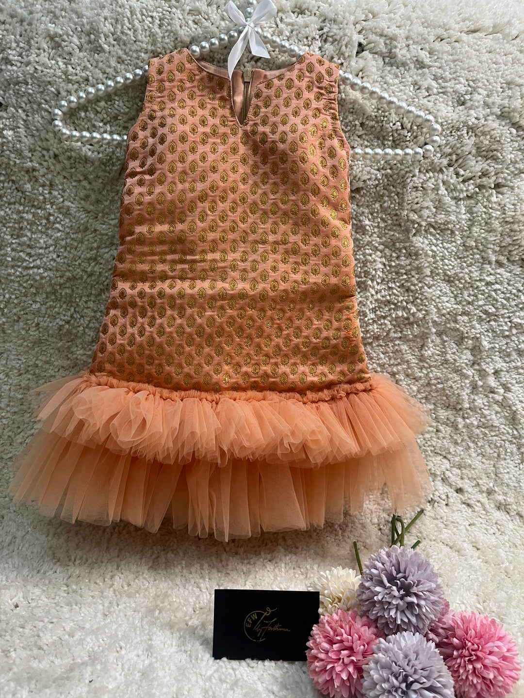 LIL -  BLUSH ELEGANCE