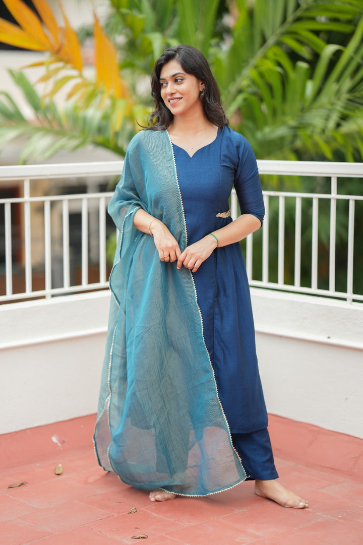 MIRAAYA KURTA SET