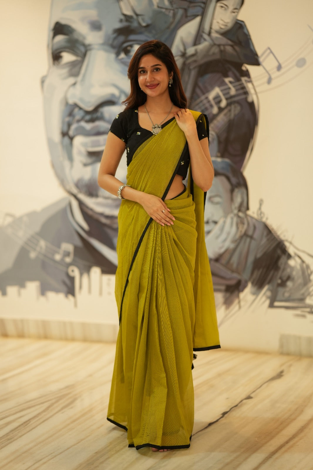 MARUDHANI RAAGAM LUXE