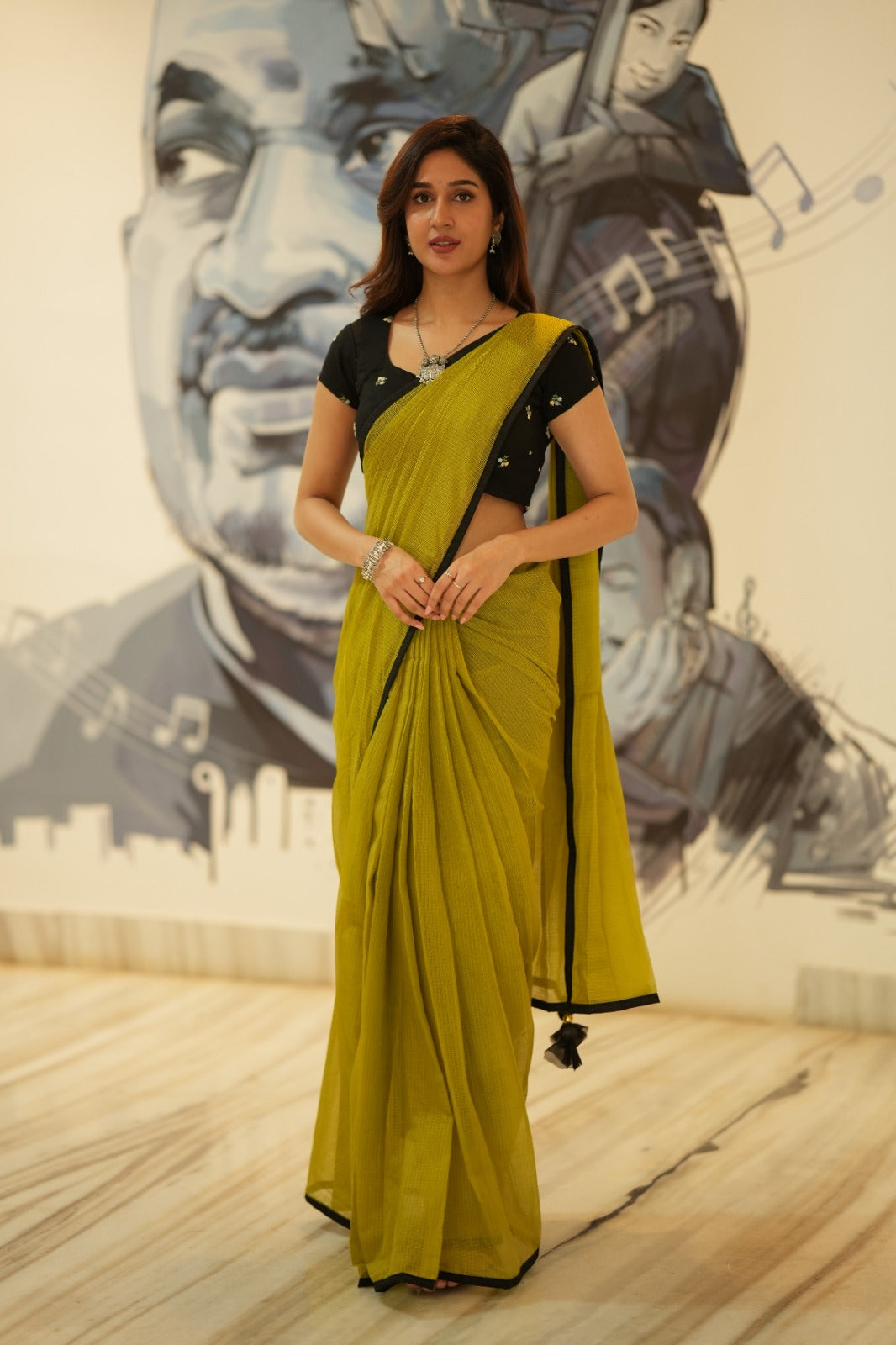 MARUDHANI RAAGAM LUXE