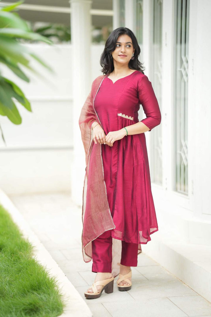 AARVIKA KURTA SET